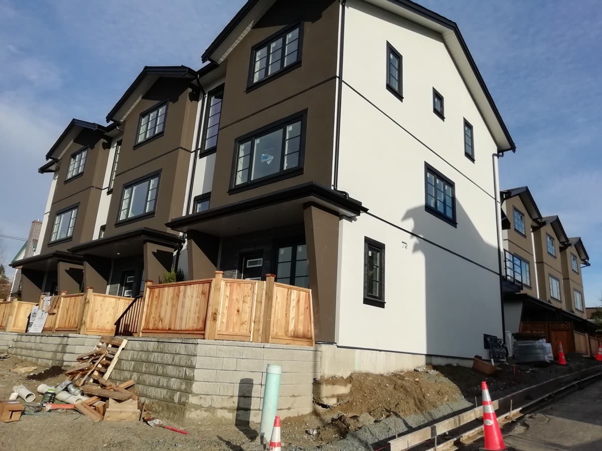 Villa townhouse framing by Harewood Construction