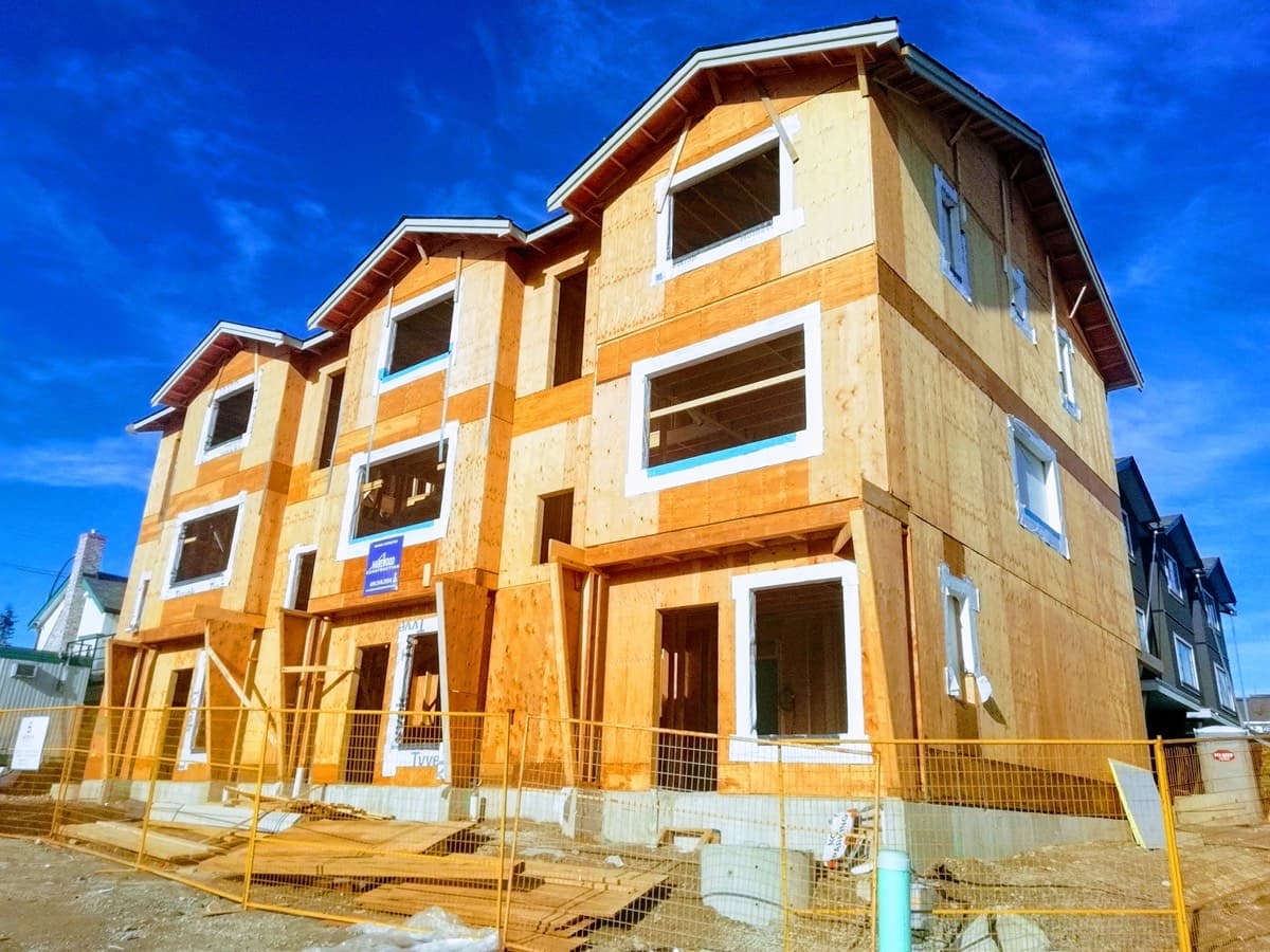 Port Moody Row Homes